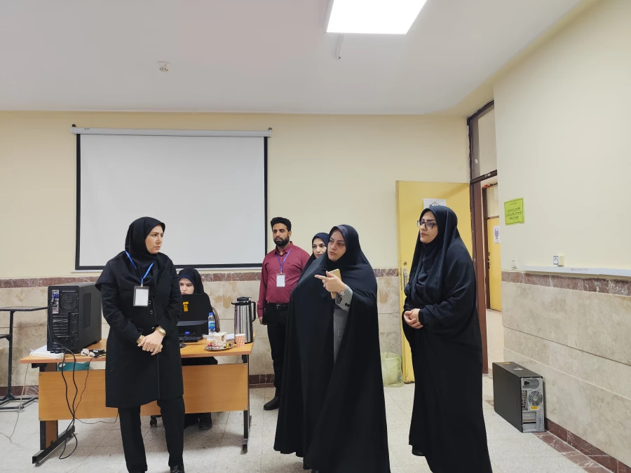 بازدید مدیر کل امور بانوان و خانواده استانداری از فرایند برگزاری ارزیابی تکمیلی داوطلبان ورود به دانشگاه 5