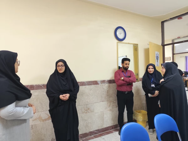 بازدید مدیر کل امور بانوان و خانواده استانداری از فرایند برگزاری ارزیابی تکمیلی داوطلبان ورود به دانشگاه 7