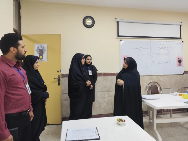 بازدید مدیر کل امور بانوان و خانواده استانداری از فرایند برگزاری ارزیابی تکمیلی داوطلبان ورود به دانشگاه 11