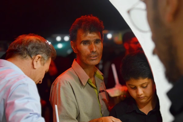 بازدید مسئول نهاد و معاون هماهنگی دانشگاه از موکب خدماتی - رفاهی شهدای دانشجو معلم 3