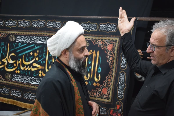 بازدید ریاست دانشگاه از موکب خدماتی - رفاهی شهدای دانشجو معلم 3