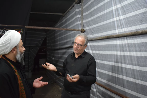 بازدید ریاست دانشگاه از موکب خدماتی - رفاهی شهدای دانشجو معلم 4