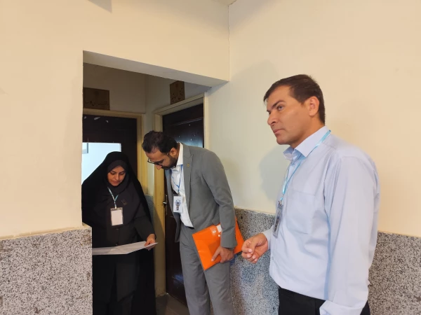 بازدید ریاست دانشگاه از روند برگزاری آزمون ارزشیابی جامع صلاحیت های حرفه ای (اصلح) 9