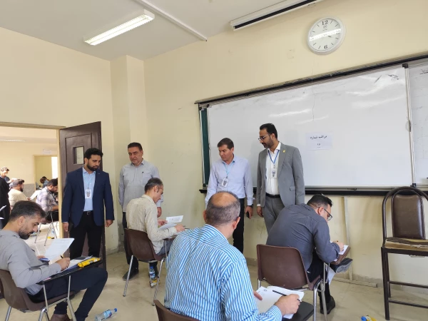 بازدید ریاست دانشگاه از روند برگزاری آزمون ارزشیابی جامع صلاحیت های حرفه ای (اصلح) 11