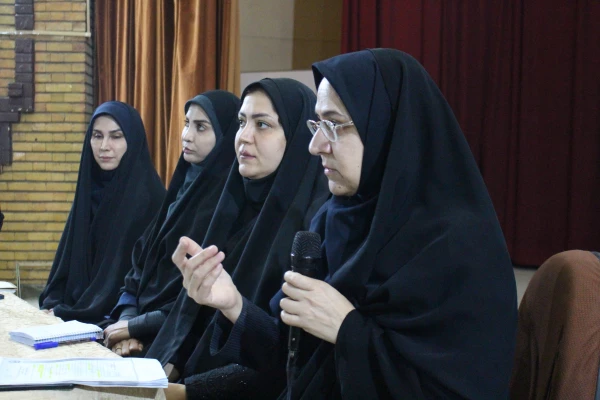 برگزاری جلسه توجیهی ویژه دانشجومعلمان ساکن سراهای دانشجویی پردیس شهید صدوقی  4