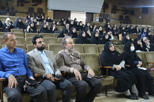 برگزاری جلسه توجیهی ویژه دانشجومعلمان ساکن سراهای دانشجویی پردیس شهید صدوقی  5