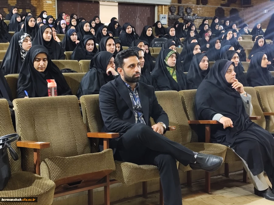 برگزاری جلسه توجیهی ویژه نو دانش معلمان ساکن سراهای دانشجویی پردیس شهید صدوقی 2