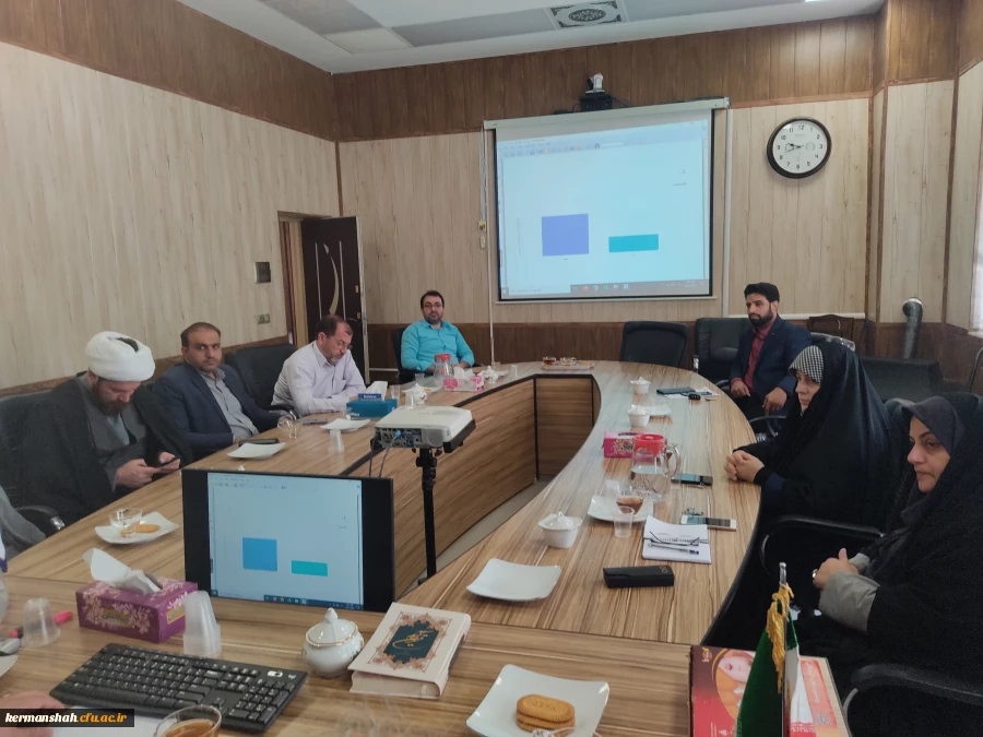 برگزاری نشست ستاد اقامه نماز دانشگاه فرهنگیان و بازدید از نماز خانه های پردیس شهید صدوقی 17