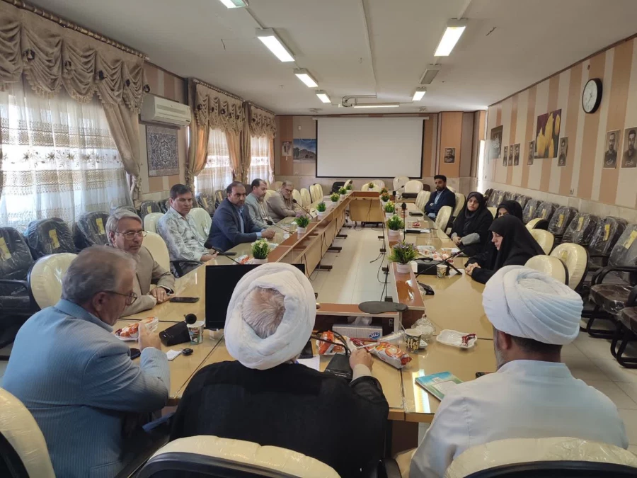 برگزاری نشست ستاد اقامه نماز دانشگاه فرهنگیان و بازدید از نماز خانه های پردیس شهید صدوقی 2