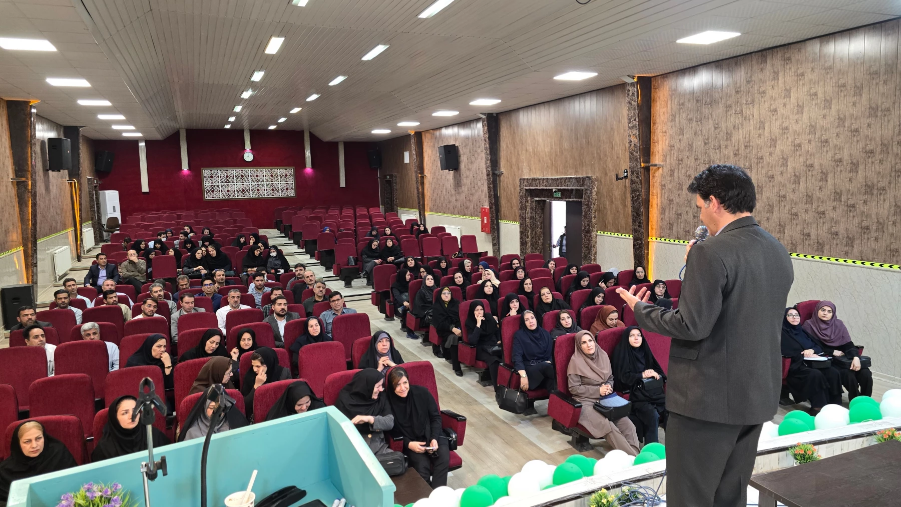 برگزاری دوره توجیهی کارورزی ۱ و ۳ ویژه مدیران و معلمان راهنمای مدارس 2