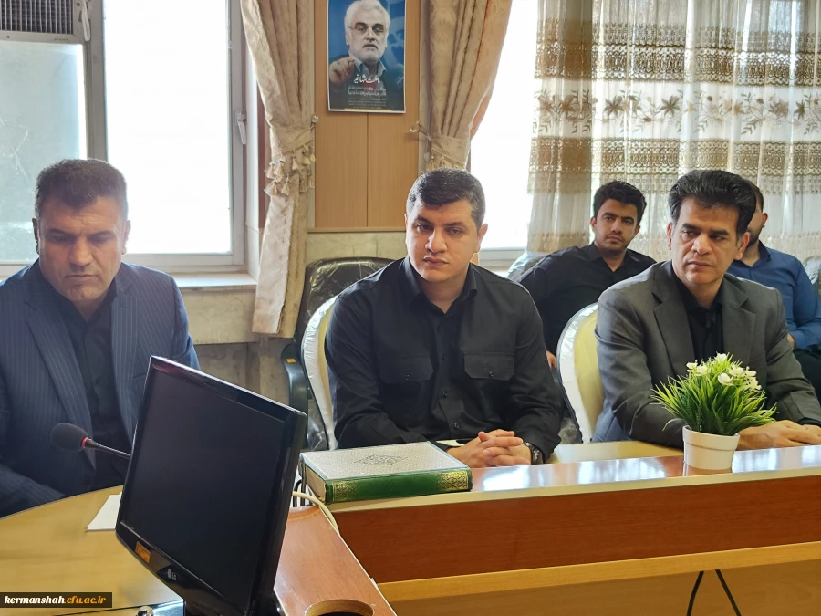 برگزاری نشست هم اندیشی اساتید با موضوع روایت جنگ تحمیلی جدید؛ گفتمان دفاع مقدس جدید 3