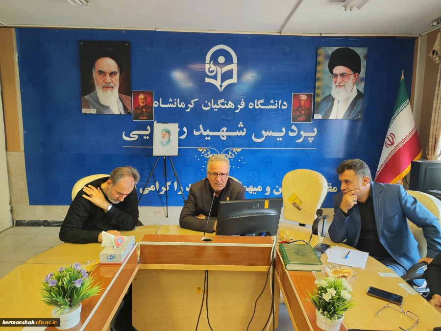 برگزاری نشست هم اندیشی اساتید با موضوع روایت جنگ تحمیلی جدید؛ گفتمان دفاع مقدس جدید 7