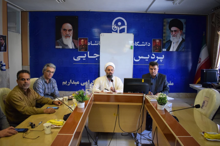 برگزاری نشست هم اندیشی اساتید با موضوع تبیین نقش دانشگاه  فرهنگیان در تربیت معلم تراز سند تحول 7
