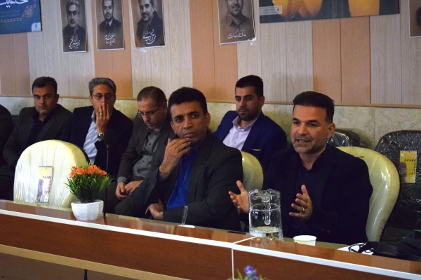 برگزاری نشست هم اندیشی اساتید با موضوع تبیین نقش دانشگاه  فرهنگیان در تربیت معلم تراز سند تحول 8