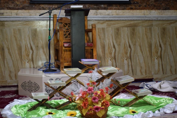 برگزاری محفل انس با قرآن کریم در جوار امامزاده ابراهیم(ع) طاقبستان 8