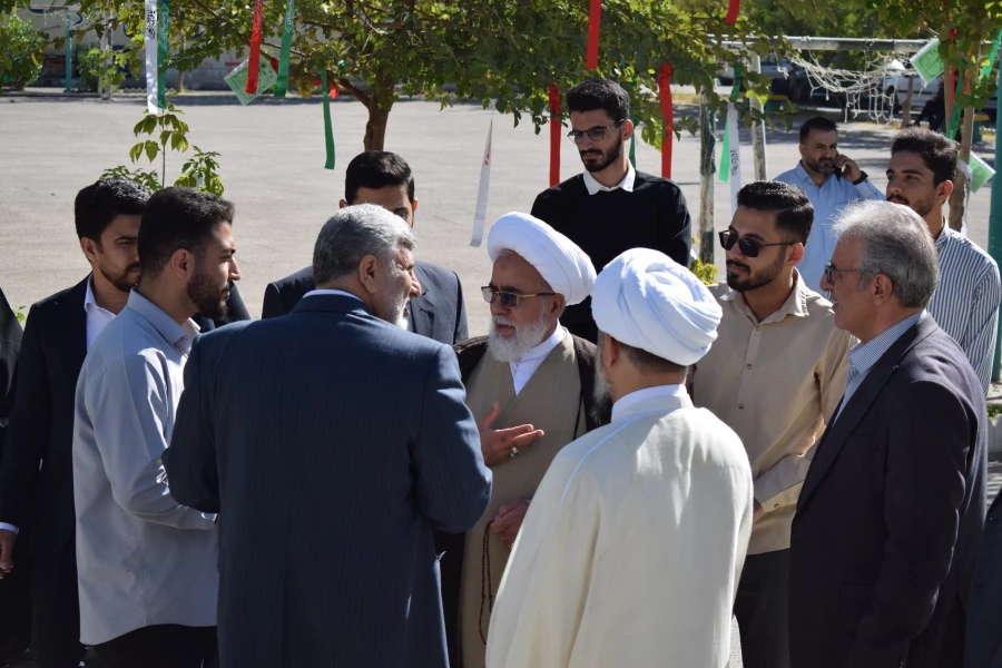 بر گزاری یادواره شهدای دانشجو معلم با حضور امام جمعه 5