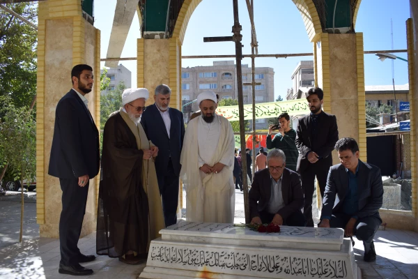 بر گزاری یادواره شهدای دانشجو معلم با حضور امام جمعه 8