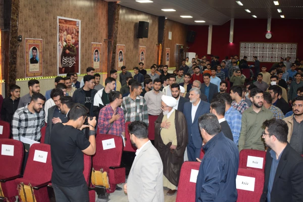 بر گزاری یادواره شهدای دانشجو معلم با حضور امام جمعه 10