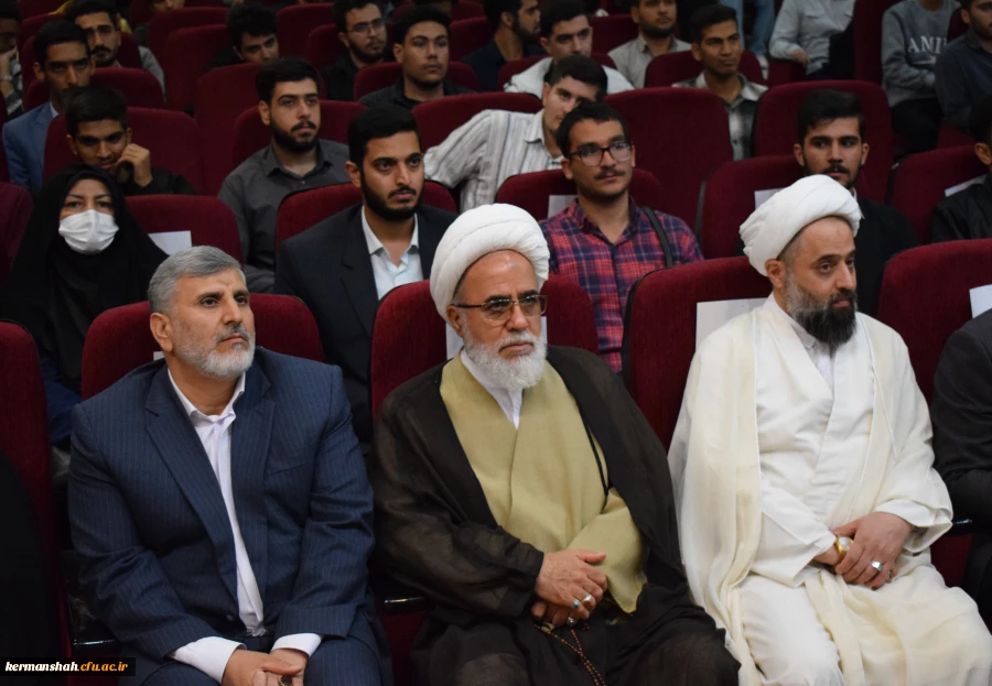 بر گزاری یادواره شهدای دانشجو معلم با حضور امام جمعه 11