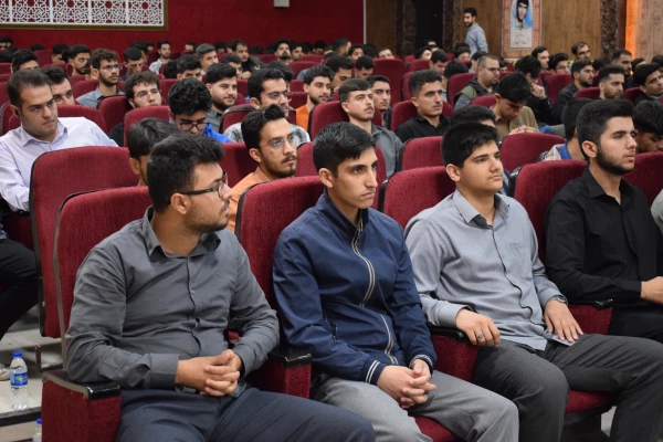 بر گزاری یادواره شهدای دانشجو معلم با حضور امام جمعه 16