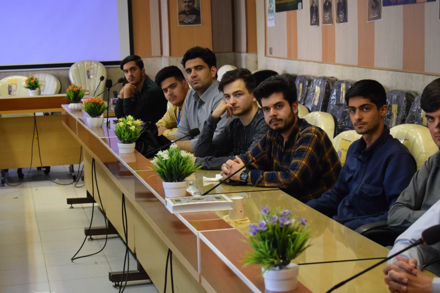 
برگزاری دوره آموزشی-تربیتی معراج ویژه دانشجو معلمان دانشگاه فرهنگیان کرمانشاه
 10