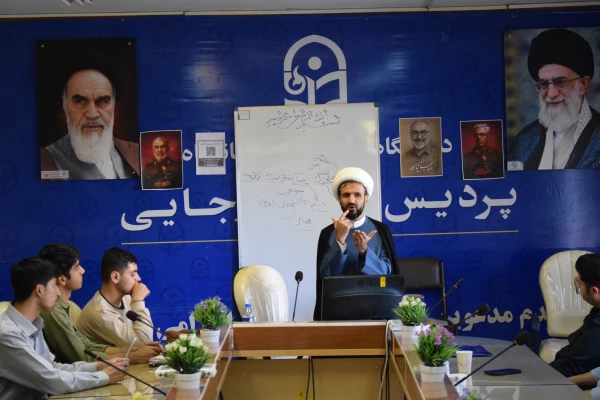 
برگزاری دوره آموزشی-تربیتی معراج ویژه دانشجو معلمان دانشگاه فرهنگیان کرمانشاه
 12