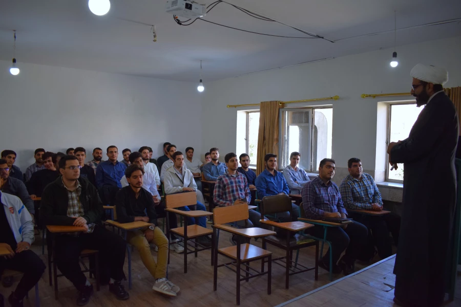 
برگزاری دوره آموزشی-تربیتی معراج ویژه دانشجو معلمان دانشگاه فرهنگیان کرمانشاه
 13