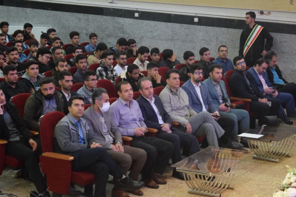 برگزاری آئین استقبال از نو دانشجو معلمان ورودی سال ۱۴۰۴ 14