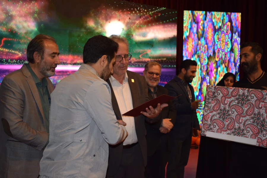 برگزاری آئین استقبال از نو دانشجو معلمان ورودی سال ۱۴۰۴ 16