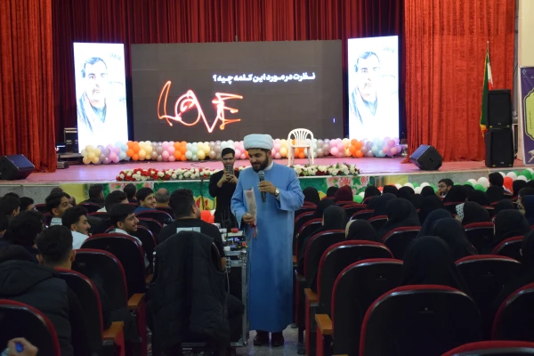 برگزاری آئین استقبال از نو دانشجو معلمان ورودی سال ۱۴۰۴ 31