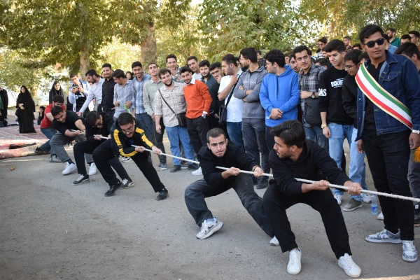 برگزاری آئین استقبال از نو دانشجو معلمان ورودی سال ۱۴۰۴ 49