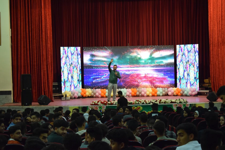 برگزاری آئین استقبال از نو دانشجو معلمان ورودی سال ۱۴۰۴ 54