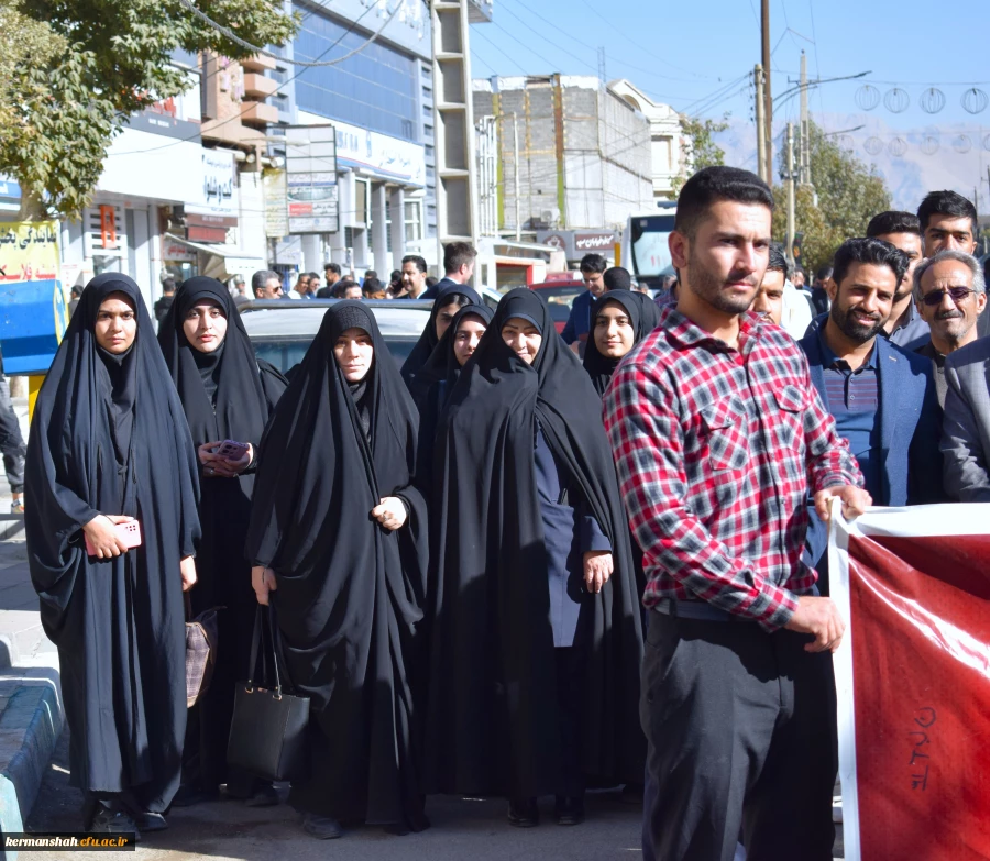 حضور پرشور اساتید،کارکنان و دانشجویان 2