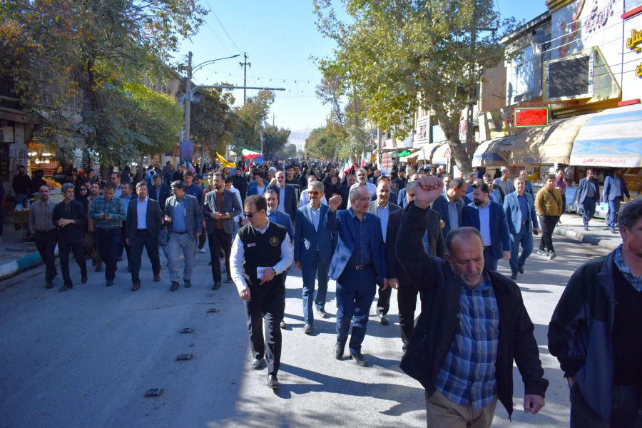 حضور پرشور اساتید،کارکنان و دانشجویان دانشگاه فرهنگیان کرمانشاه در راهپیمایی 13 آبان  6