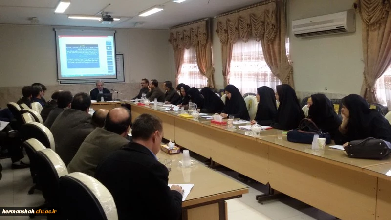 برگزاری دوره آموزشی « اتوماسیون و مکاتبات اداری »  و « رفتار سازمانی »  4