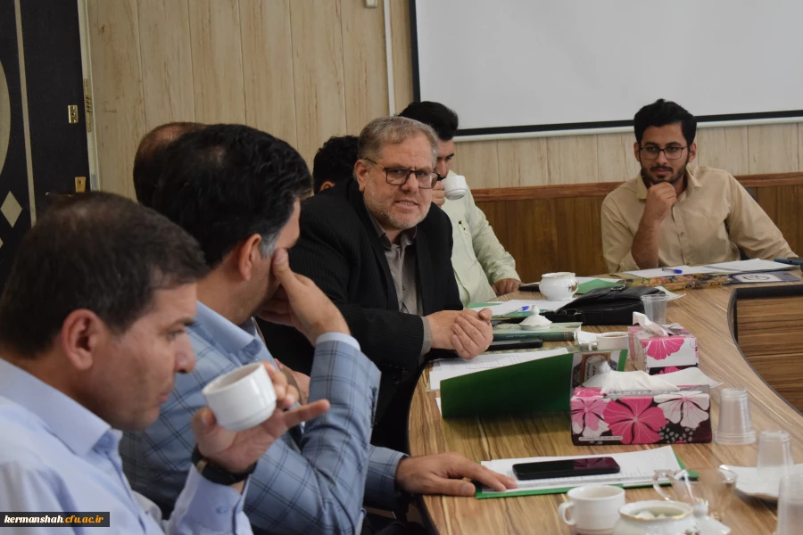 برگزاری یکصدمین جلسه شورای فرهنگی - اجتماعی دانشگاه فرهنگیان استان کرمانشاه
 4