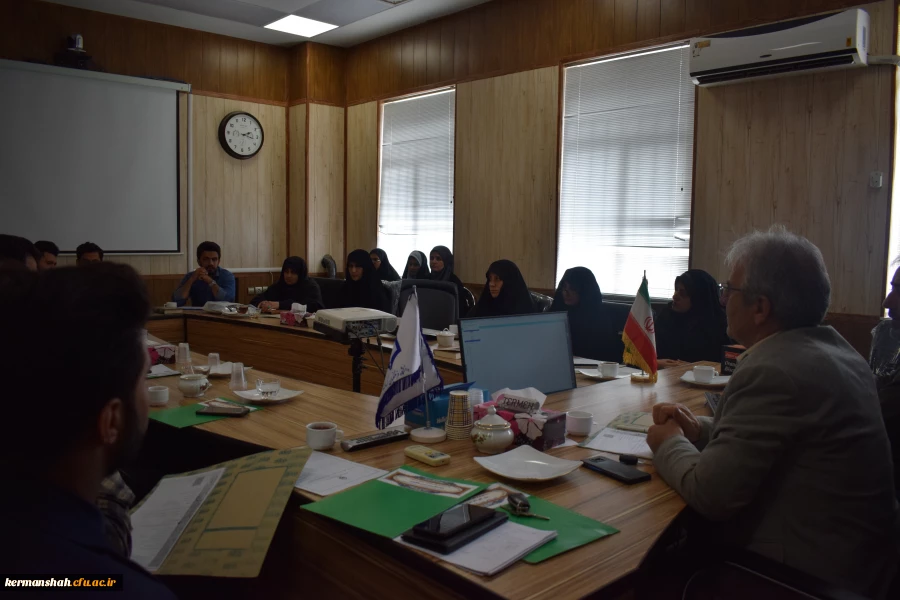 برگزاری یکصدمین جلسه شورای فرهنگی - اجتماعی دانشگاه فرهنگیان استان کرمانشاه
 5