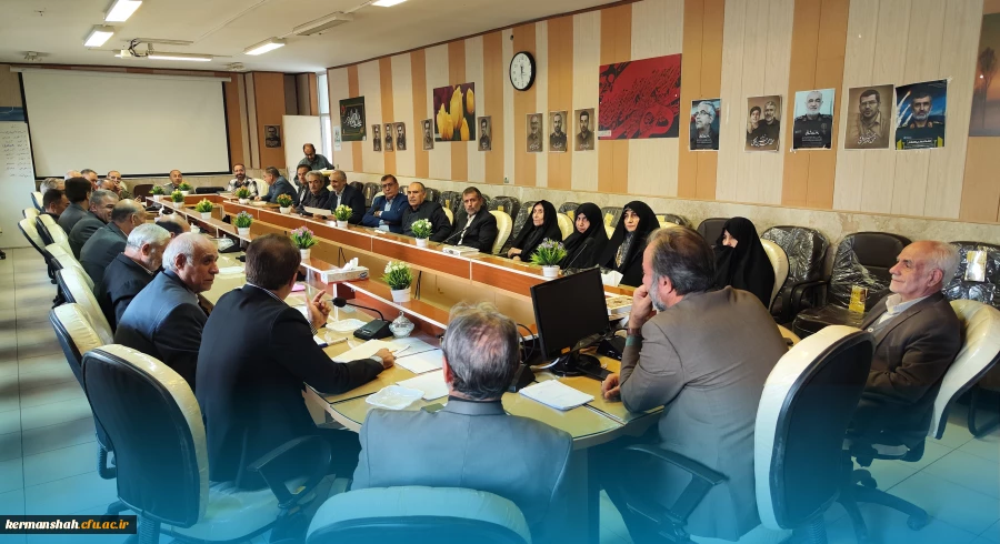 برگزاری اولین دوره انتخابات هیئت مدیره کانون بازنشستگان دانشگاه فرهنگیان کرمانشاه 2