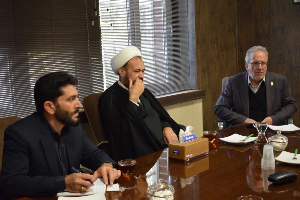 تمدید فراخوان و اعلام زمان برگزاری نخستین کنگره سراسری شعر کردی «غدیر، هیژا» در دانشگاه فرهنگیان کرمانشاه 3