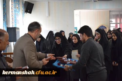 اهدای کلام الله مجید از سوی دفتر مقام معظم رهبری به نو دانشجو معلمان 11