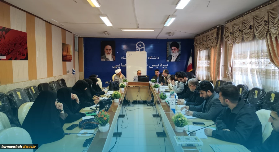 برگزاری یکصد و ششمین جلسه شورای فرهنگی - اجتماعی دانشگاه فرهنگیان استان کرمانشاه
 10