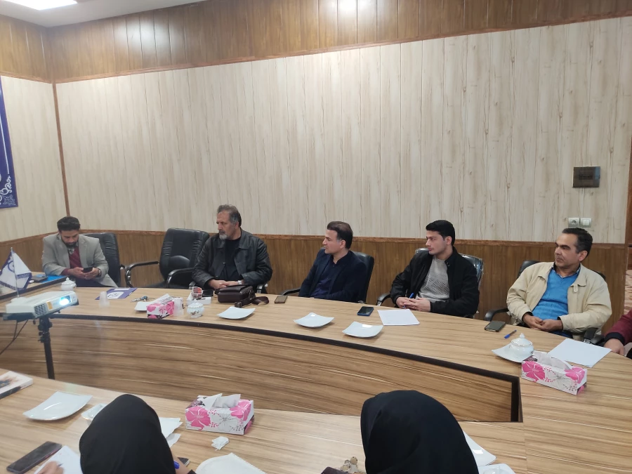 برگزاری جلسه هماهنگی رابطین استانی رهنامه در دانشگاه فرهنگیان استان کرمانشاه
 3