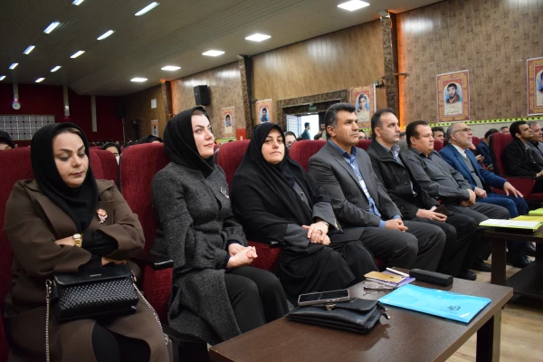  هفتمین همایش ملی کلاس های چندپایه 8