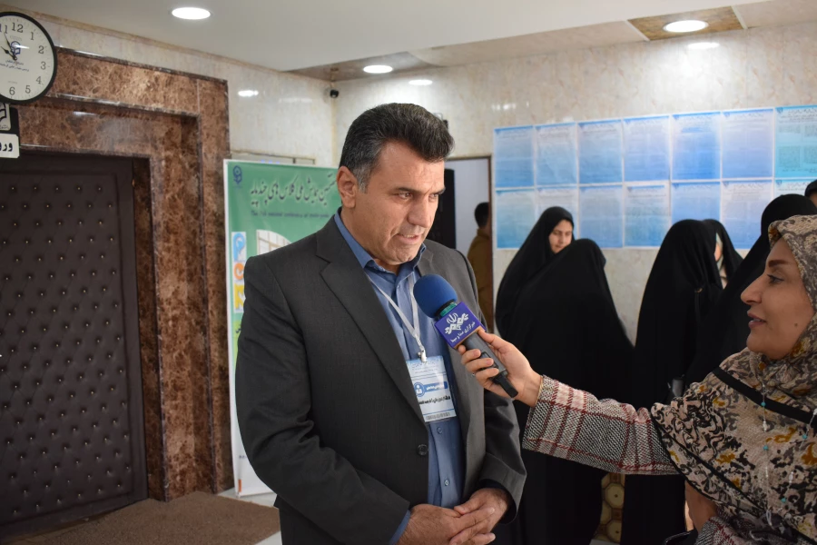  هفتمین همایش ملی کلاس های چندپایه 25