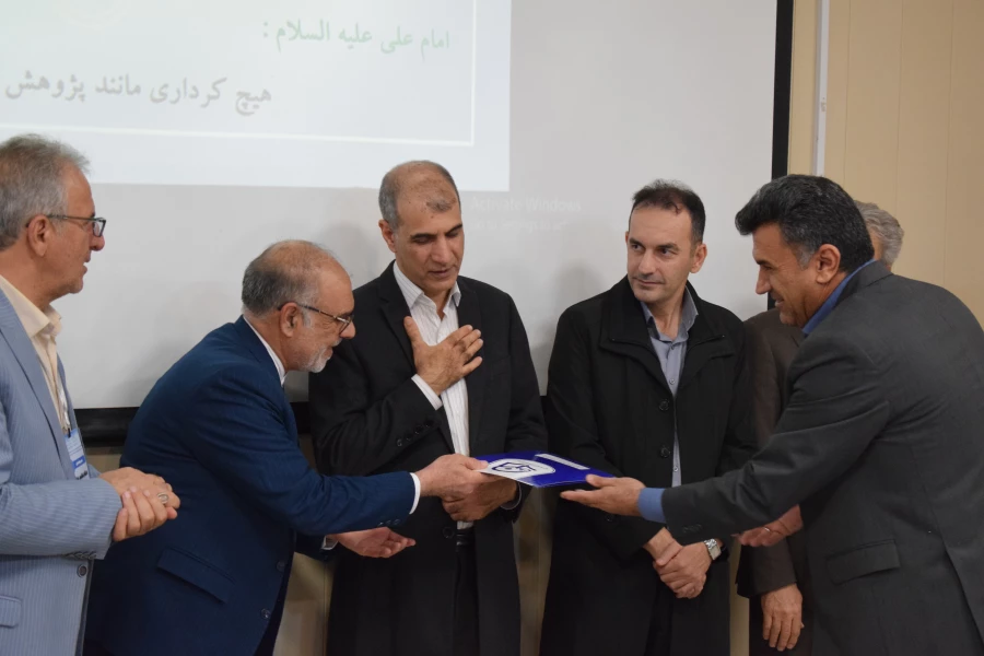  هفتمین همایش ملی کلاس های چندپایه 35