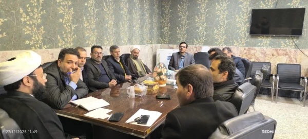 دیدار اساتید و مسئولان نهاد نمایندگی مقام معظم رهبری در دانشگاه های استان با رئیس دانشکده علوم تربیتی

 3