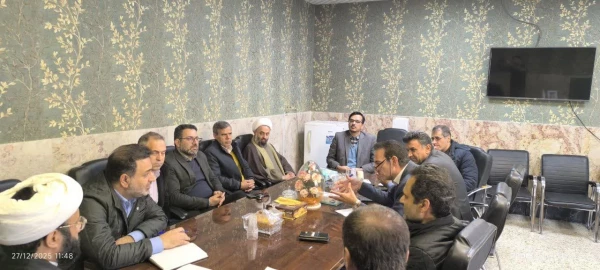 دیدار اساتید و مسئولان نهاد نمایندگی مقام معظم رهبری در دانشگاه های استان با رئیس دانشکده علوم تربیتی

 6