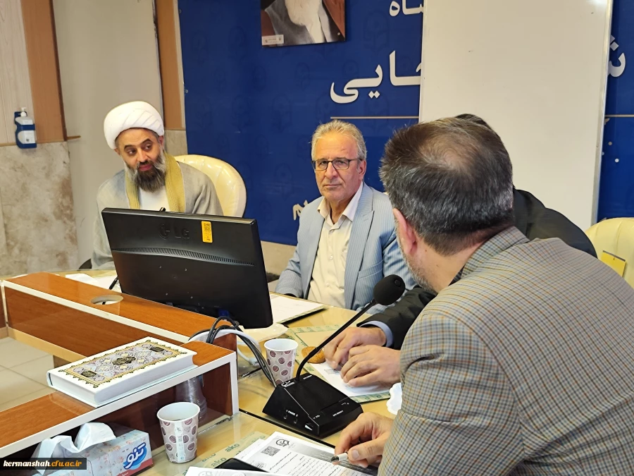 برگزاری یکصد و ششمین جلسه شورای فرهنگی - اجتماعی دانشگاه فرهنگیان استان کرمانشاه
 7