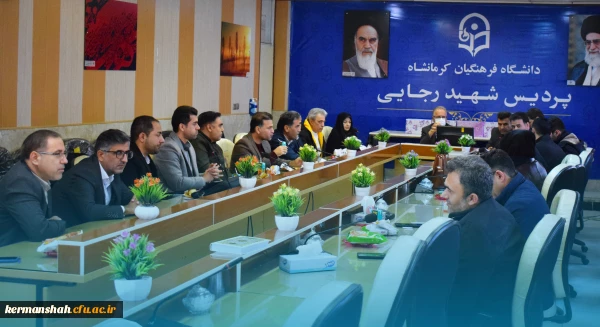 اصلایدر اصلی copy 4