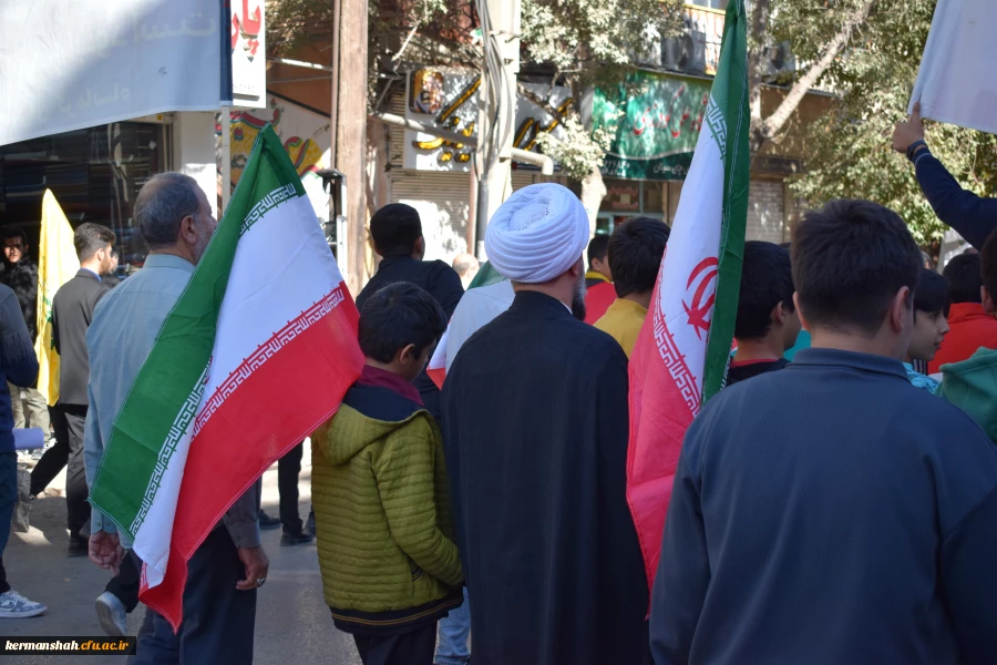 حضور پرشور اساتید،کارکنان و دانشجویان دانشگاه فرهنگیان کرمانشاه در راهپیمایی 13 آبان  2